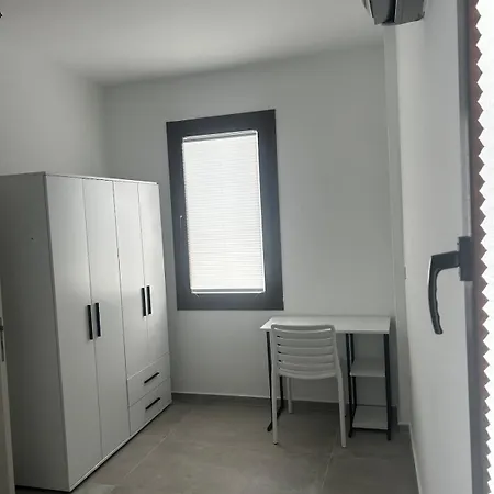 펜션 Detached House With Courtyard, 50 M To The *