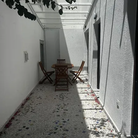 펜션 Detached House With Courtyard, 50 M To The